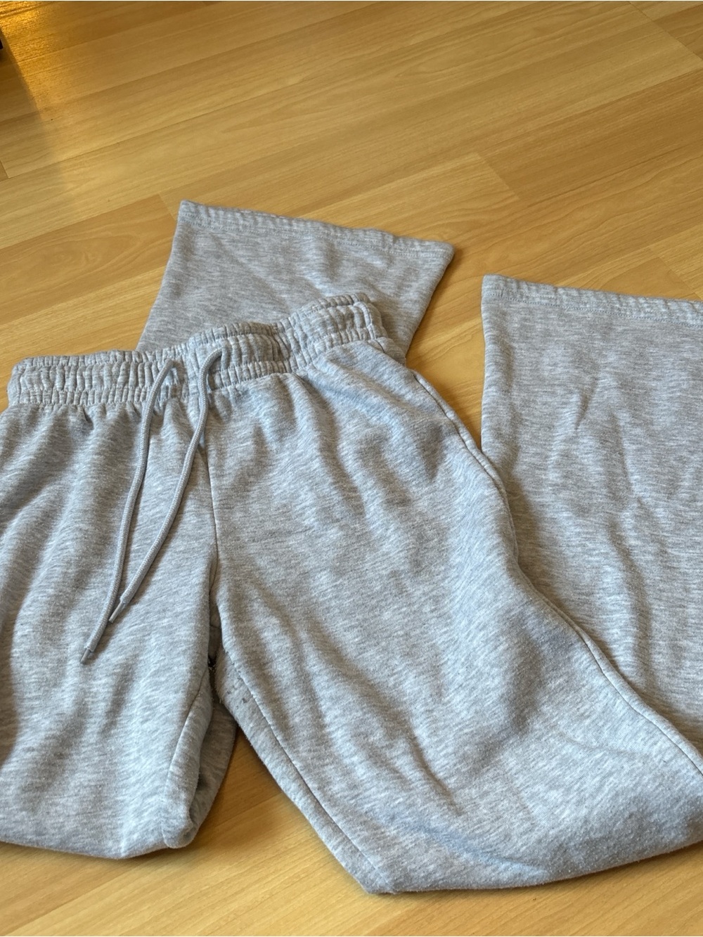 Charlotte Russe Light Gray Drawstring Sweatpants